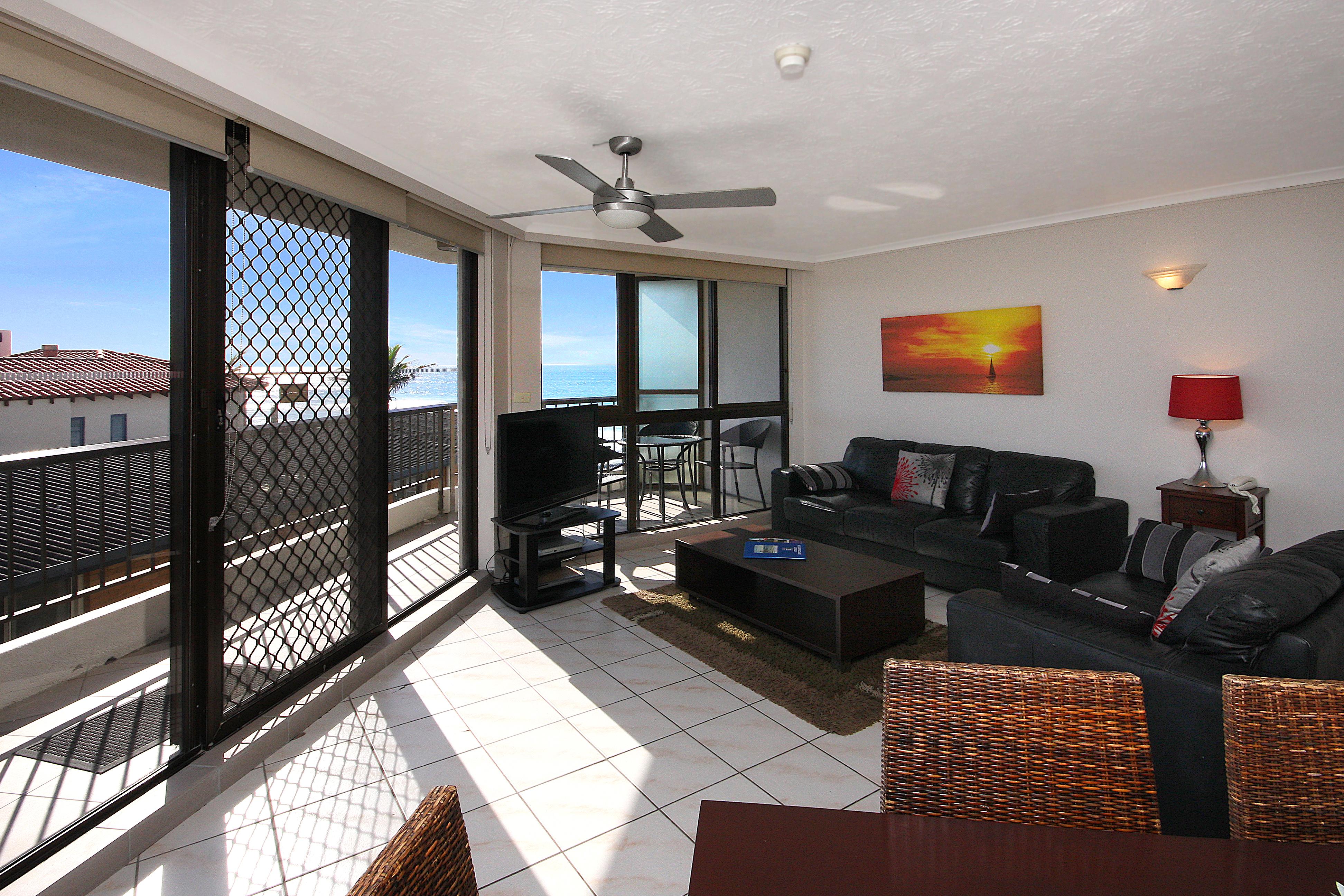 Spindrift On The Beach - Absolute Beachfront Mermaid Beach Exterior photo